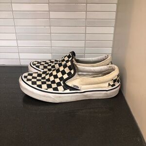 Vans unisex checkered sneakers